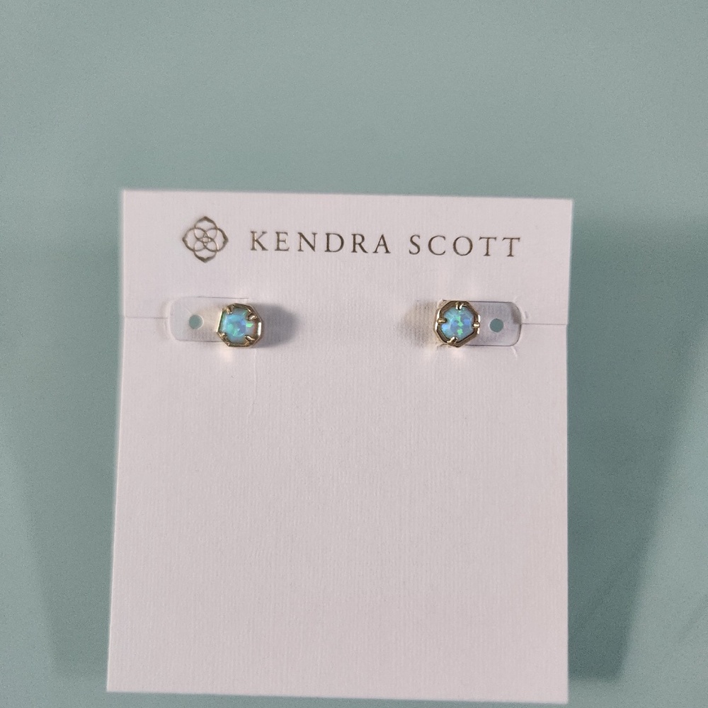Kendra Scott Nola Gold Angel Blue Kyocera Opal Stud Earrings, preloved - Picture 2 of 6